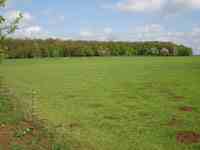 Vues ext&eacute;rieures de la pension et alentours