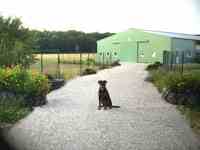 Vues ext&eacute;rieures pension et alentours