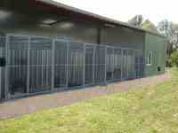 Vues ext&eacute;rieures pension et alentours